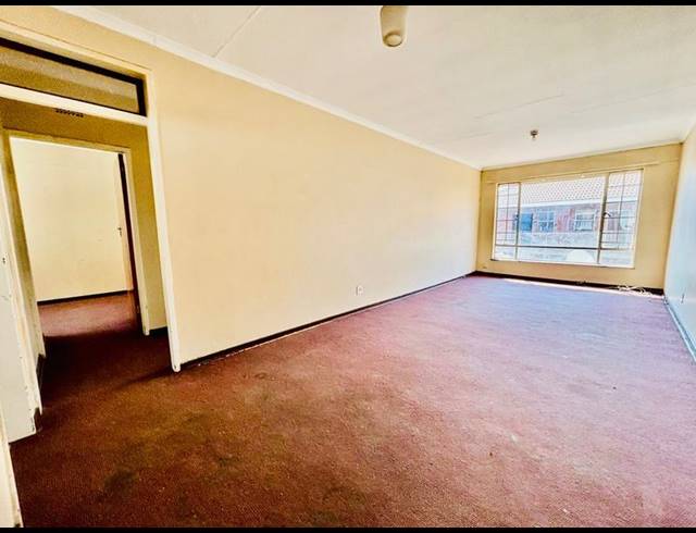 2 BEDROOM APARTMENT FOR SALE IN VANDERBIJLPARK CENTRAL